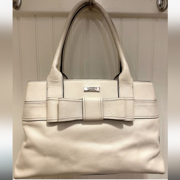 Kate Spade Cream Leather Satchel with Bow Detail - Picture 2 of 7